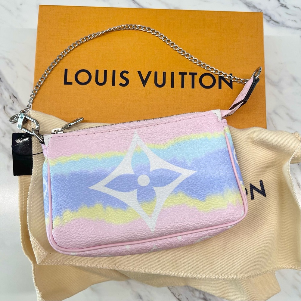 Louis Vuitton monogram Escale mini pouchette RARE